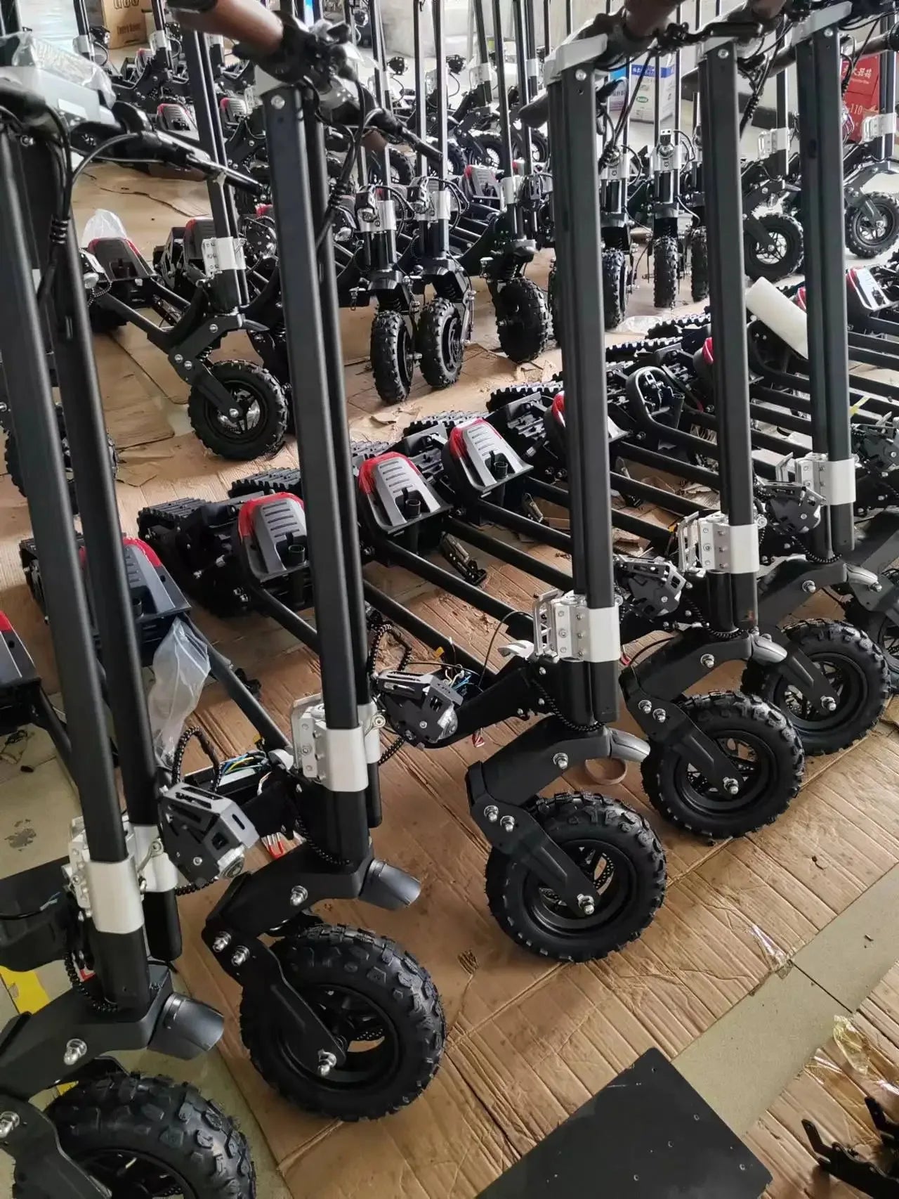 New Arrival 54.6V 2500W 3-in-1 Electric Snow Scooter E-Scooter with 20.8Ah/30Ah Removable Battery - Sled & Ski Electric Scooter